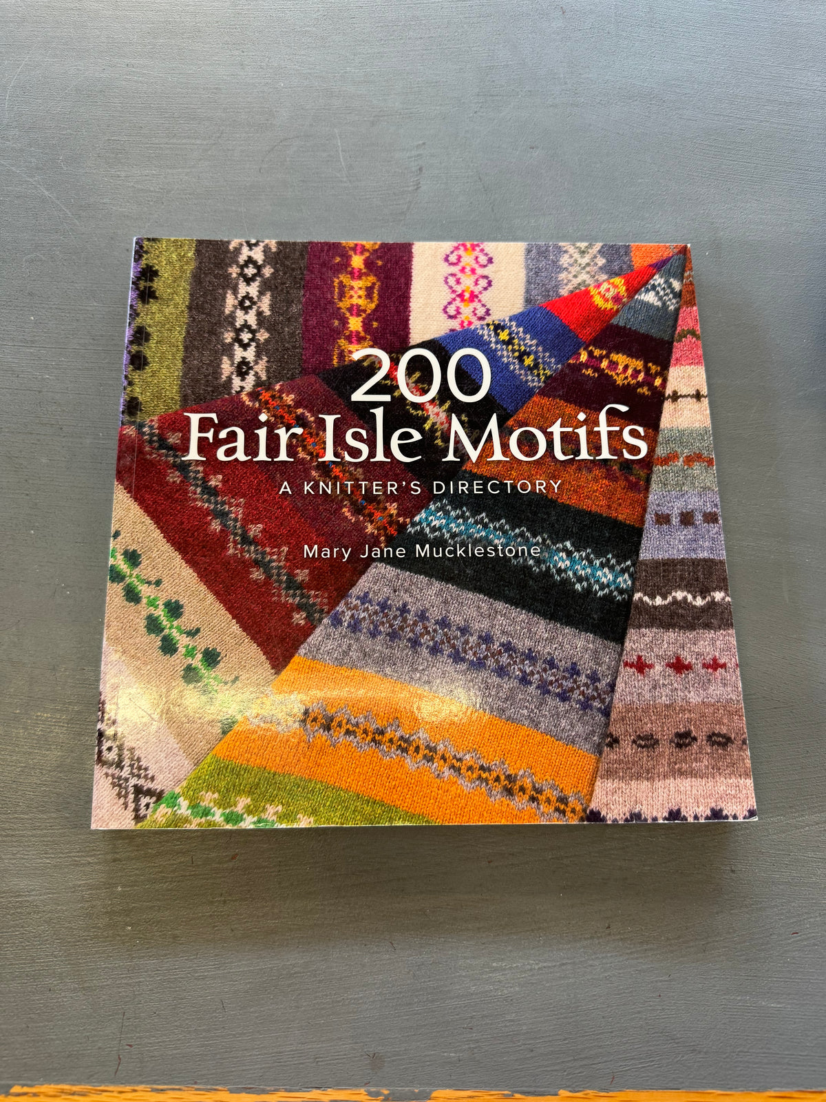 200 Fair Isle Motifs